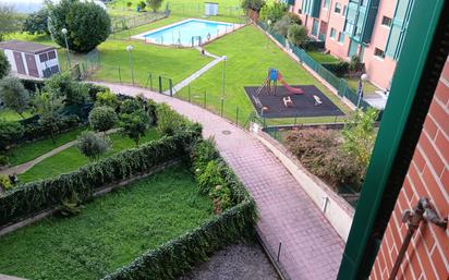 Piscina de Pis en venda en Voto amb Calefacció, Jardí privat i Traster