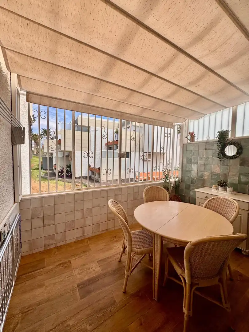 Terraza de Piso en venta en Arona con Jardín privado, Terraza y Amueblado
