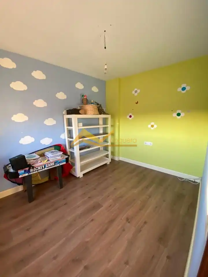 Wohnung zum Verkauf in Guarromán mit Heizung und Balkon