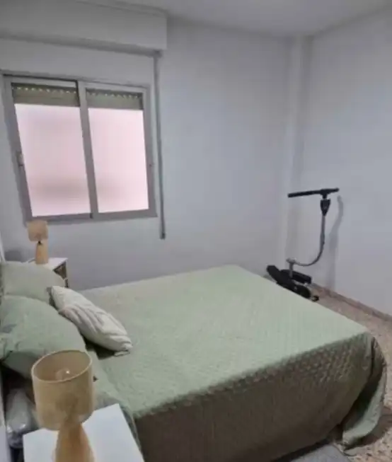 Habitación de Piso en venta en La Pobla Llarga con Horno y Balcón