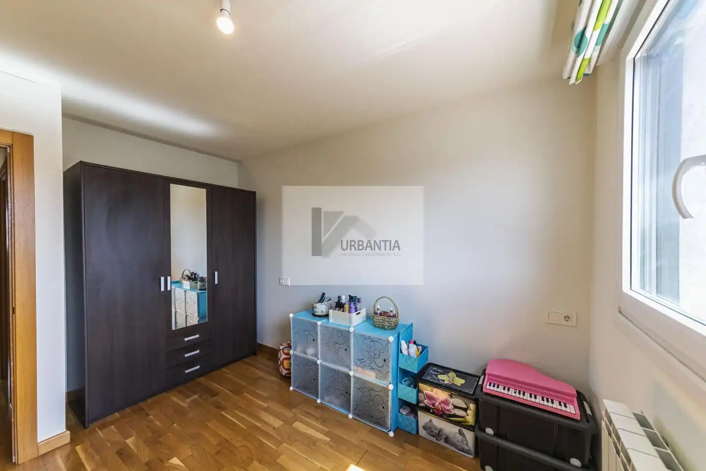 Habitación de Casa adosada en venta en Cendea de Olza / Oltza Zendea con Calefacción, Jardín privado y Parquet