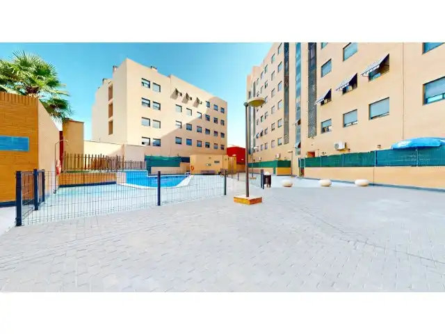 Swimming pool of Flat for sale in Picassent  with Air Conditioner, Terrace and Swimming Pool