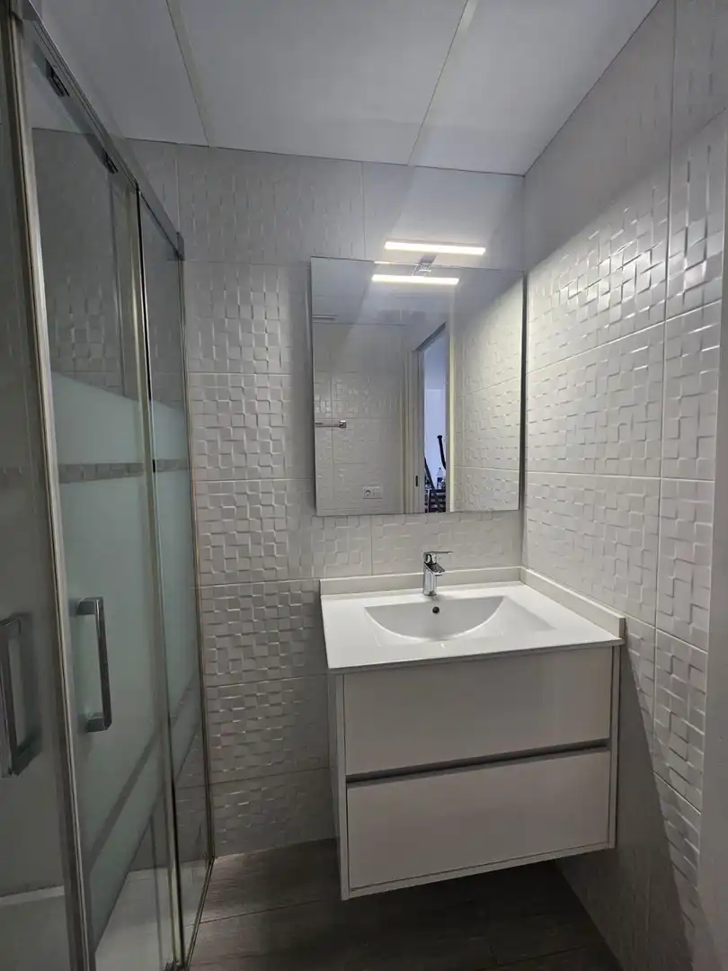 Badezimmer von Wohnungen zum Verkauf in L'Ametlla de Mar  mit Terrasse, Möbliert und Balkon