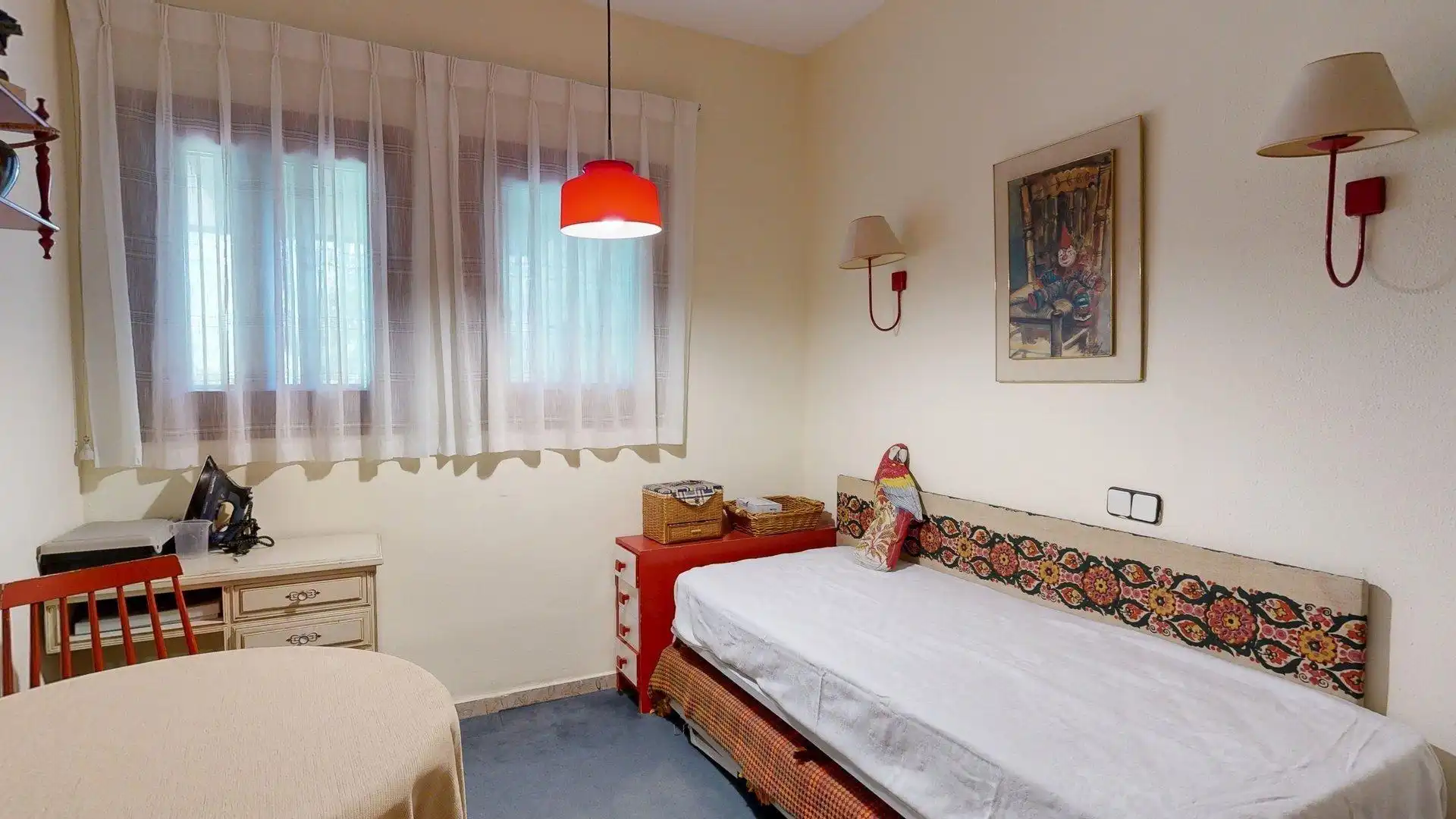Habitación de Casa o chalet en venta en Zaragoza con Aire acondicionado, Calefacción y Jardín privado