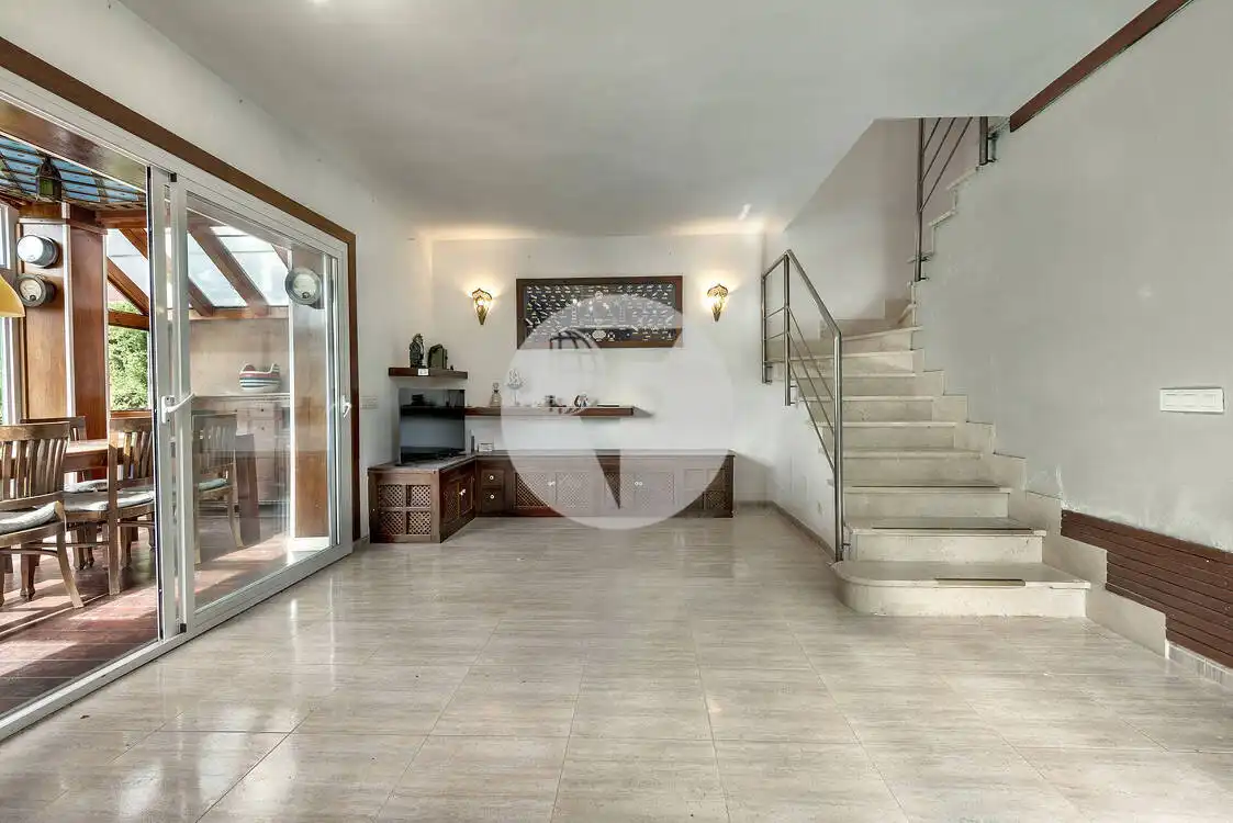 Einfamilien-Reihenhaus zum Verkauf in Alcúdia mit Terrasse, Schwimmbad und Balkon