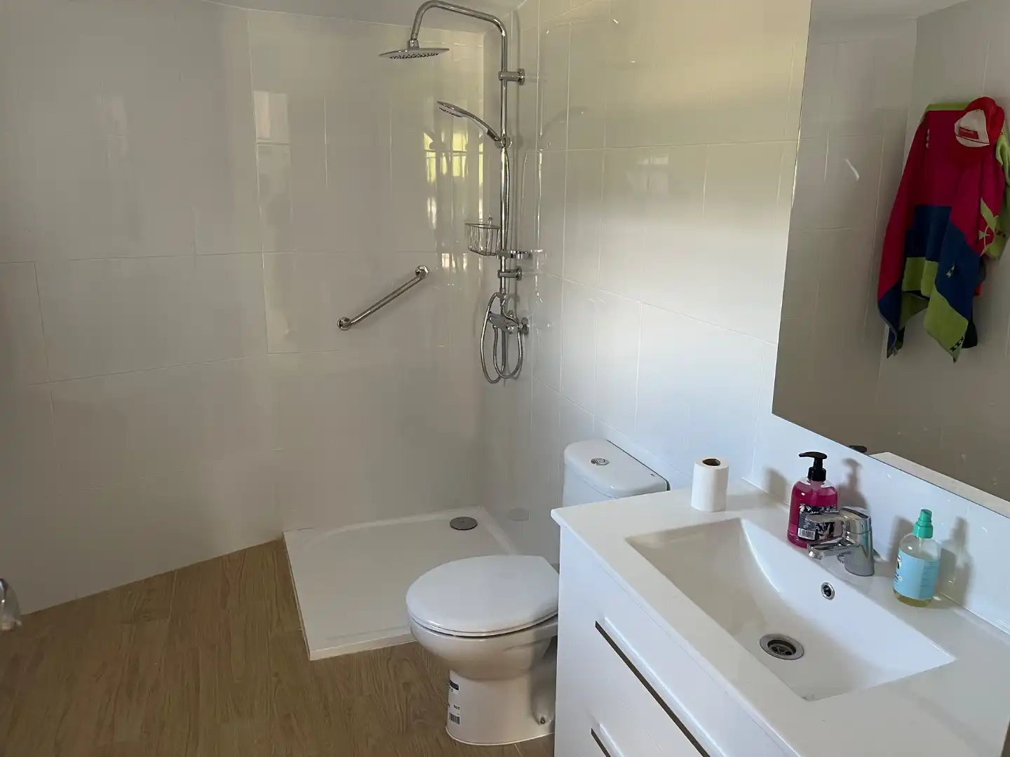 Badezimmer von Grundstücke zur Miete in Cambre 