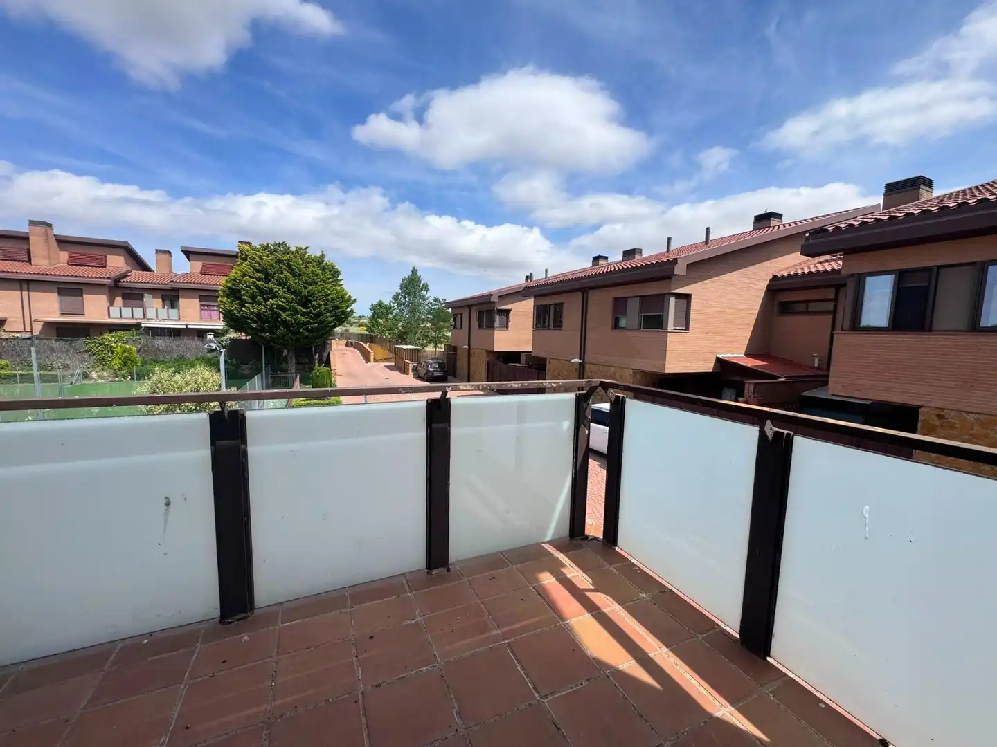 Terraza de Casa adosada en venta en Yebes con Calefacción, Balcón y Piscina comunitaria