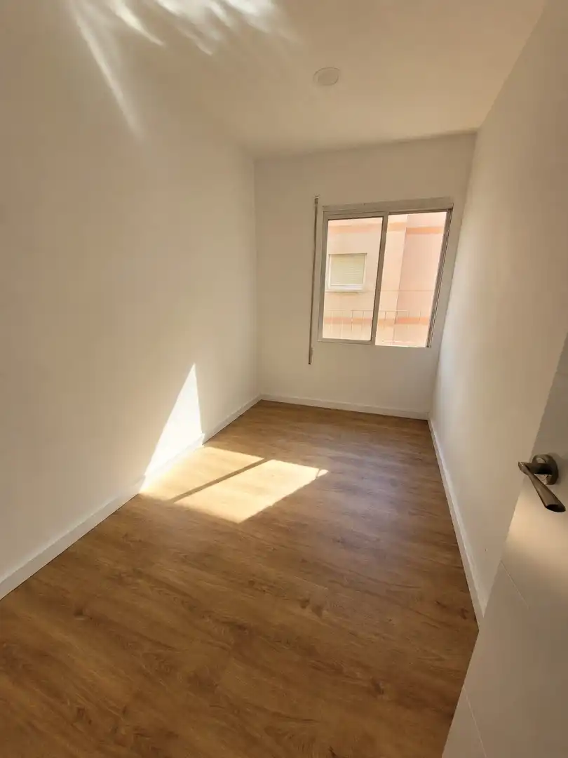Schlafzimmer von Wohnung zum Verkauf in El Prat de Llobregat mit Klimaanlage, Heizung und Ofen