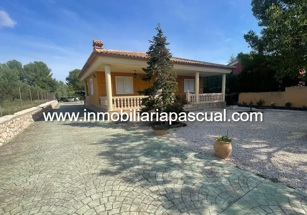Villa in vendita a Muro de Alcoy