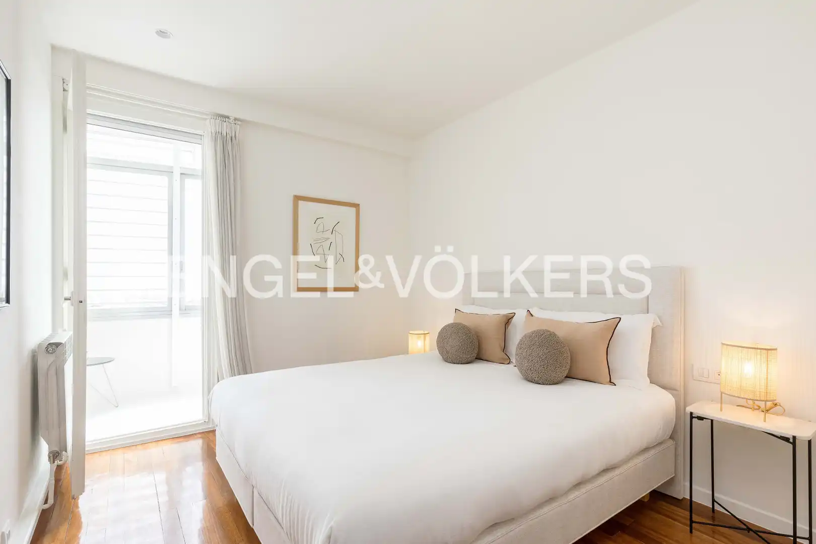 Bedroom of Flat for rent in Barcelona  with Air Conditioner, Heating and Parquet flooring