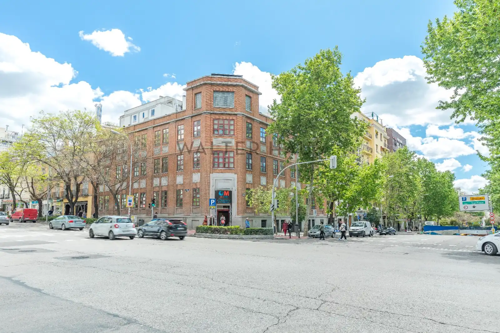 Vista exterior de Pis en venda en Madrid amb Aire condicionat, Moblat i Forn