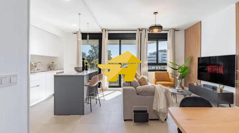 Foto 2 de Piso de alquiler en Avenida Mar de Alborán, Los Álamos, Málaga