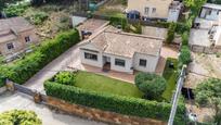 Vista exterior de Casa o xalet en venda en Montornès del Vallès amb Aire condicionat, Calefacció i Terrassa