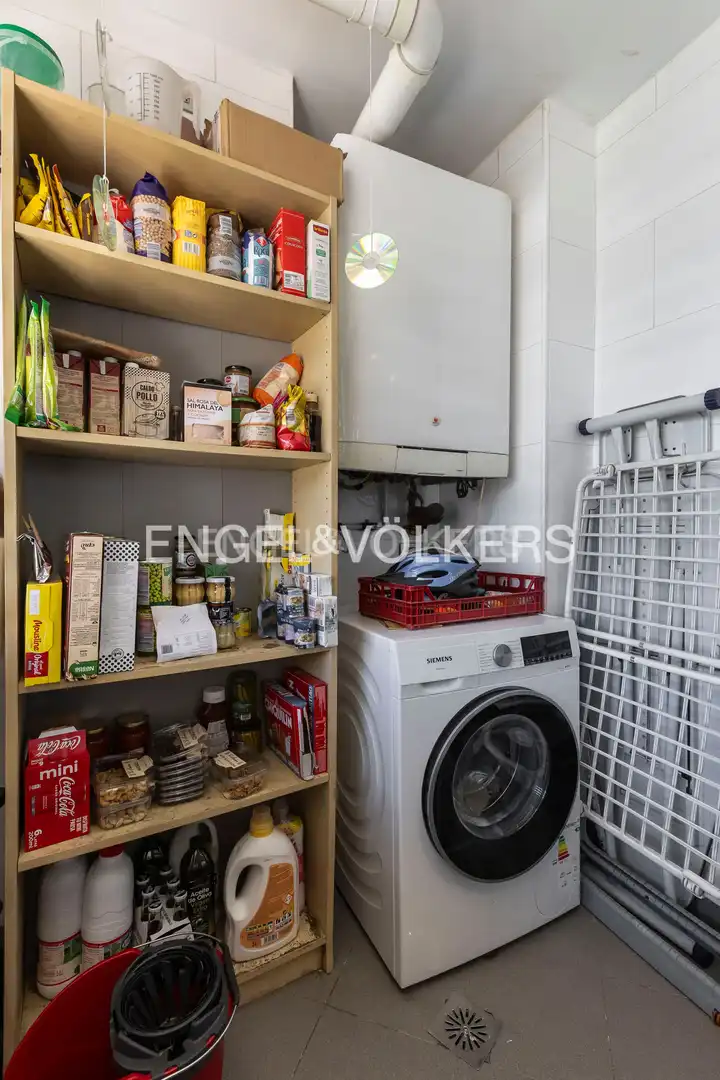 Kitchen of Apartments for sale in Madrid  with Air Conditioner, Heating and Parquet flooring