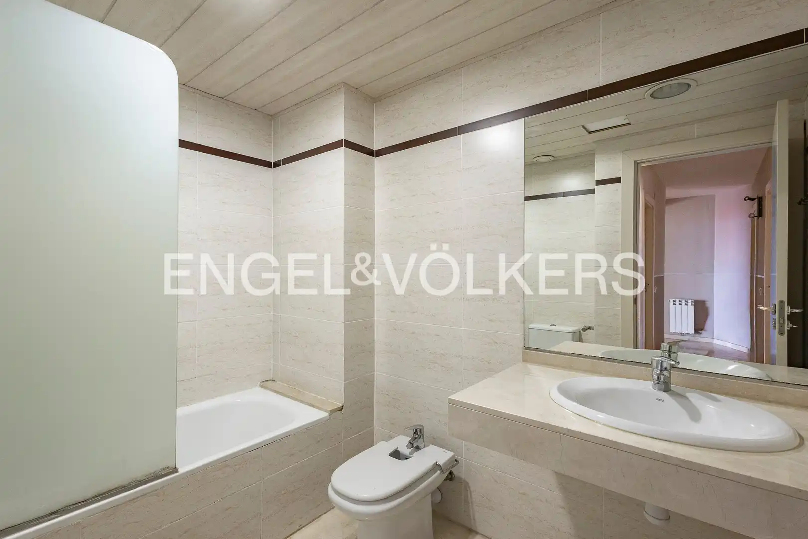 Bathroom of Attic for sale in Tarragona  with Air Conditioner, Heating and Terrace