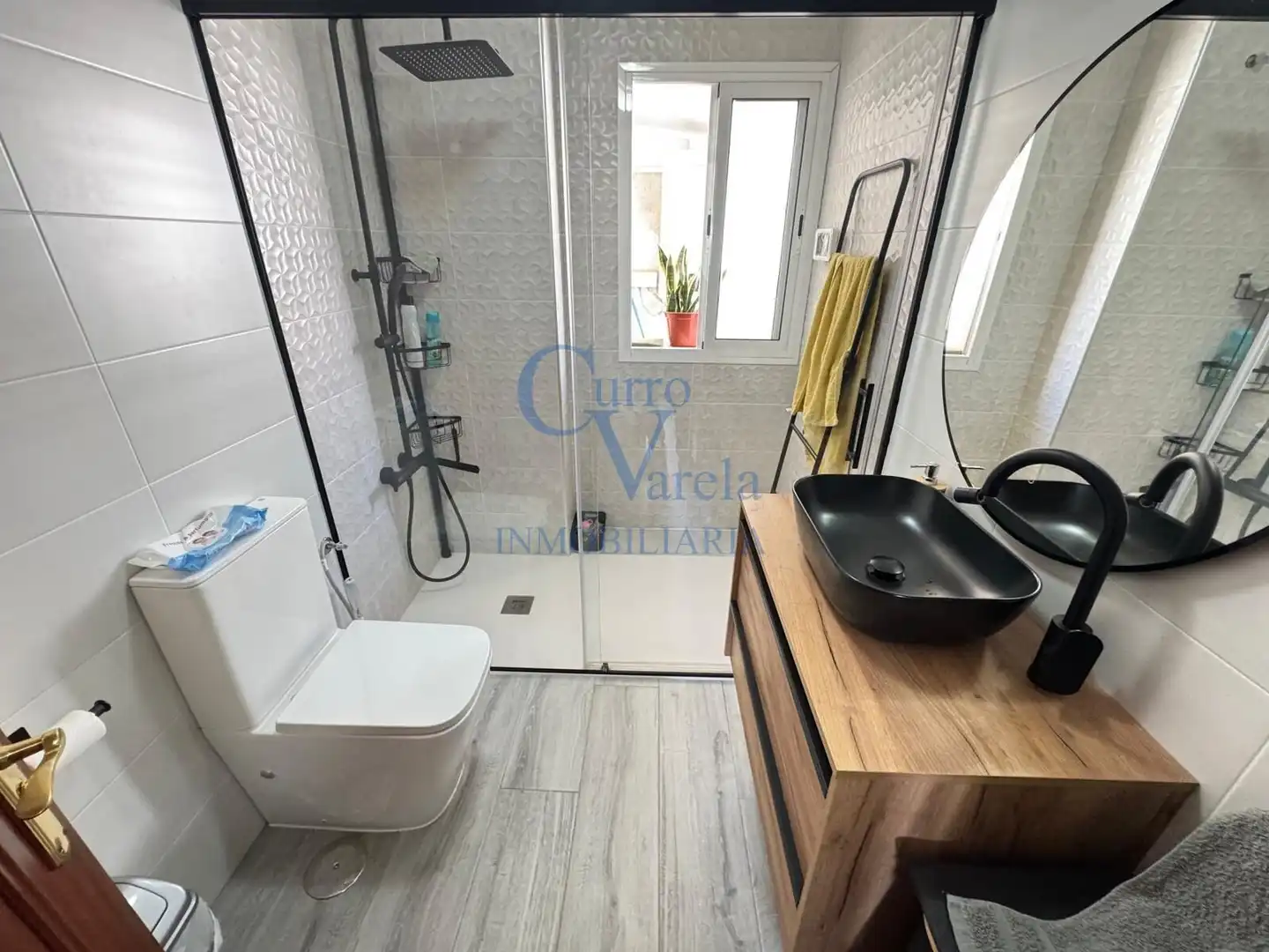 Piso en venta en Calle del Acebo, Centro - Doña Mercedes, Dos Hermanas