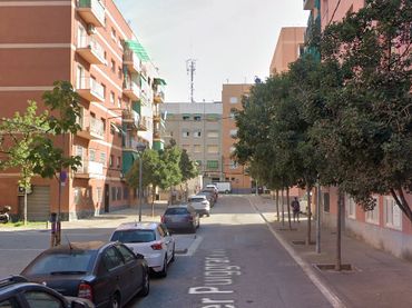 Flat for sale in Carrer Puiggraciós