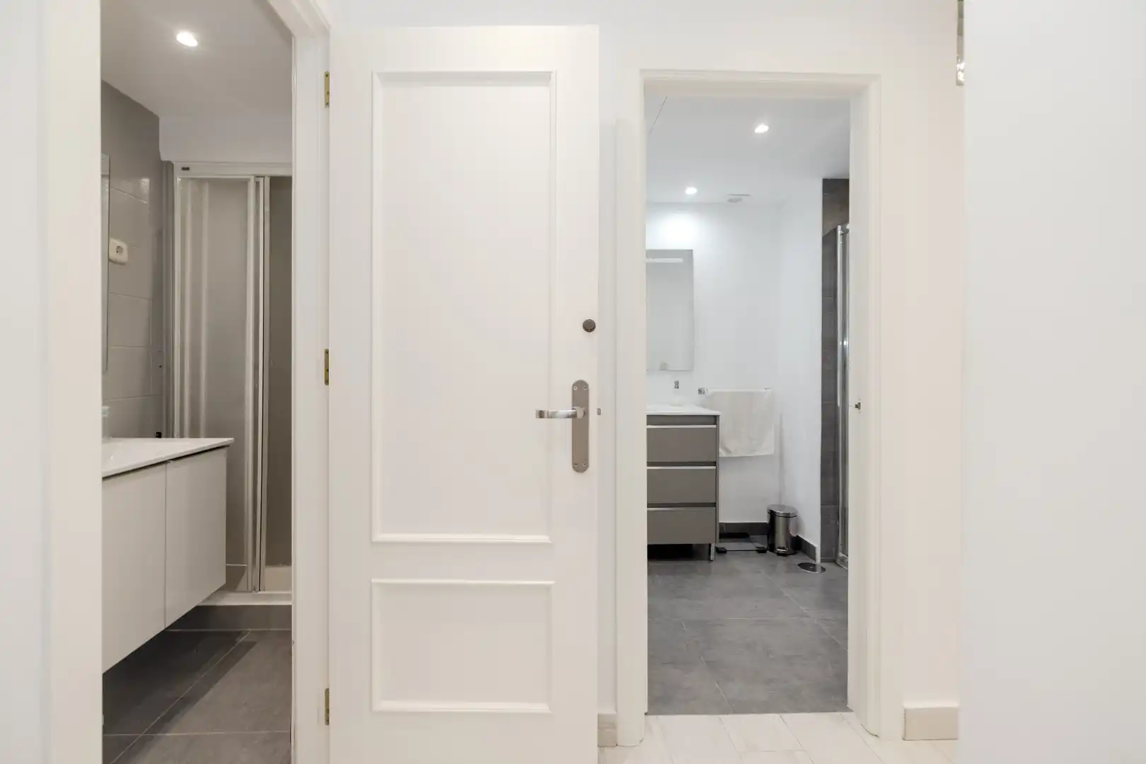 Baño de Piso en venta en Málaga con Aire acondicionado, Calefacción y Terraza