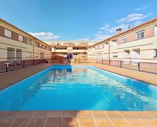 Piscina de Dúplex en venda en Huétor Vega amb Terrassa, Traster i Piscina comunitària