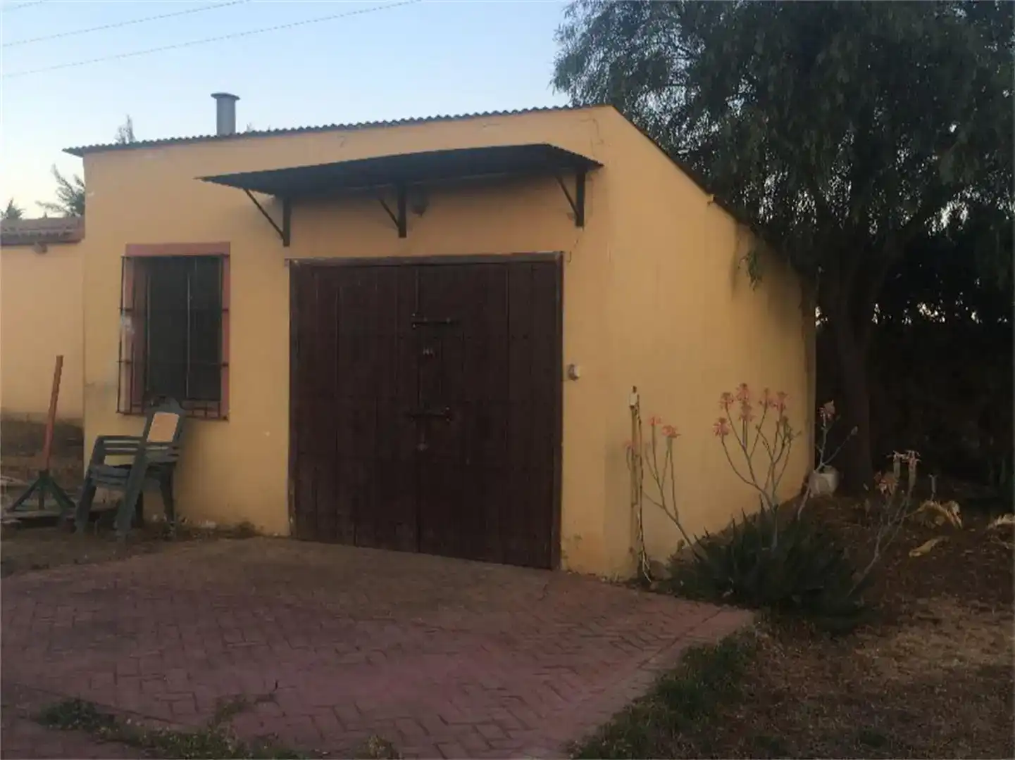 Vista exterior de Piso en venta en Carmona con Aire acondicionado, Jardín privado y Piscina