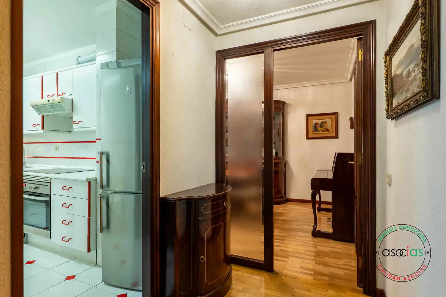 Pis en venda en Oviedo  amb Calefacció, Parquet i Terrassa