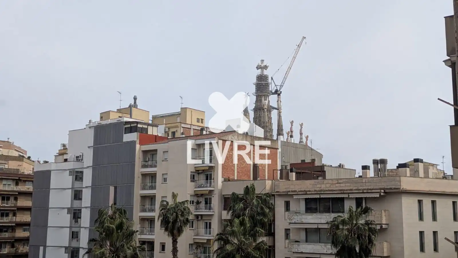 Vista exterior de Pis en venda en Barcelona amb Aire condicionat, Calefacció i Parquet