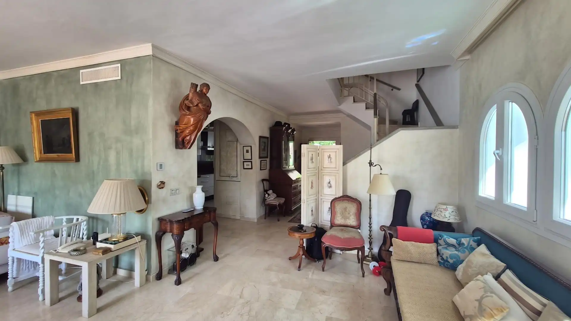 Houses for sale in Benahavís  with Air Conditioner, Terrace and Storage room