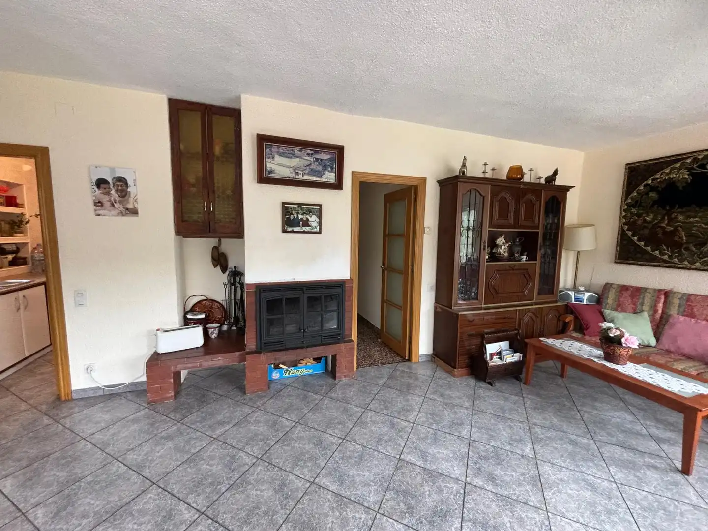Sala d'estar de Casa o xalet en venda en Sant Feliu de Codines amb Calefacció, Jardí privat i Terrassa
