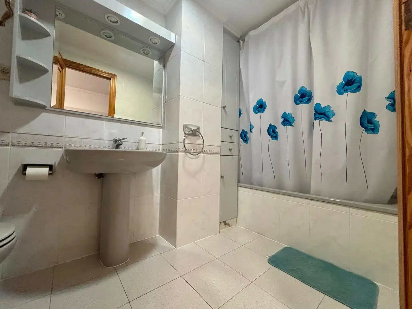 Bathroom of Flat for sale in Gandia  with Balcony