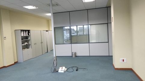 Esta oficina se encuentra en Derio, Bizkaia, en la zona del Astintze. Es un oficina que tiene 153 m2 de los cuales 115 m2 son útil, Bild 2