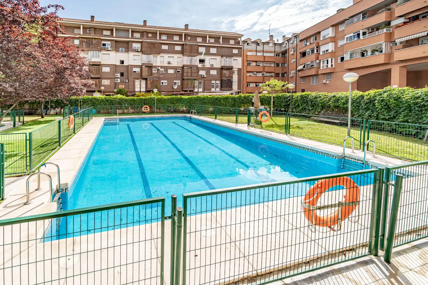 Swimming pool of Flat for sale in Torrejón de Ardoz  with Air Conditioner, Heating and Parquet flooring