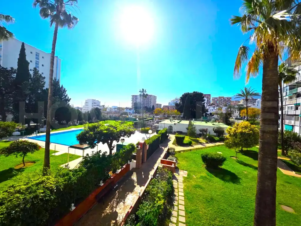 Jardín de Apartamento en venta en Benalmádena con Jardín privado, Terraza y Piscina