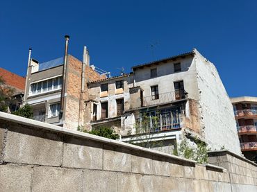 Wohnbaugrundstück zum Verkauf in Carrer de la Soledat