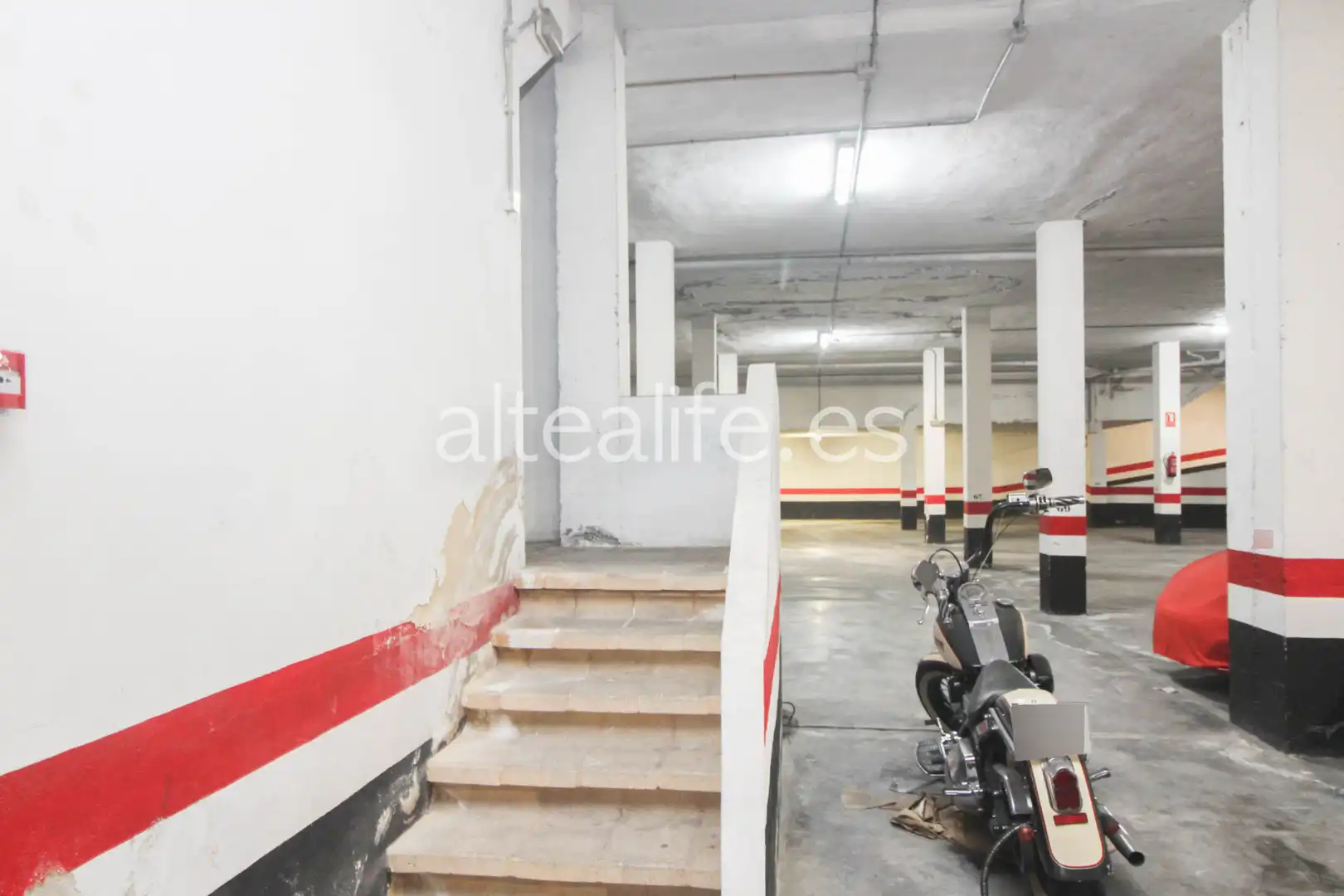 Garage for rent in N/A, Altea ciudad