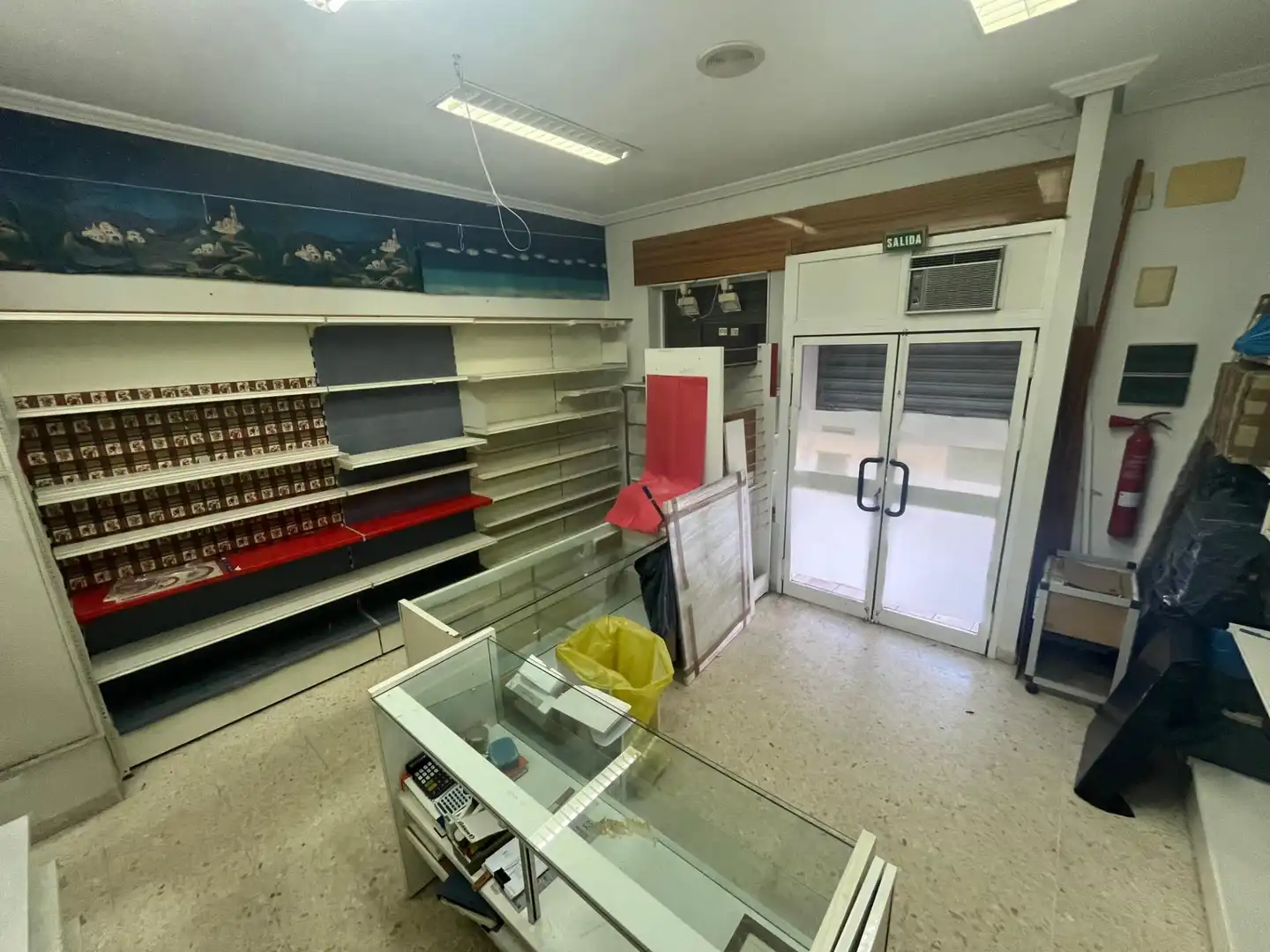 Local en venta en Sevilla con Aire acondicionado y Amueblado