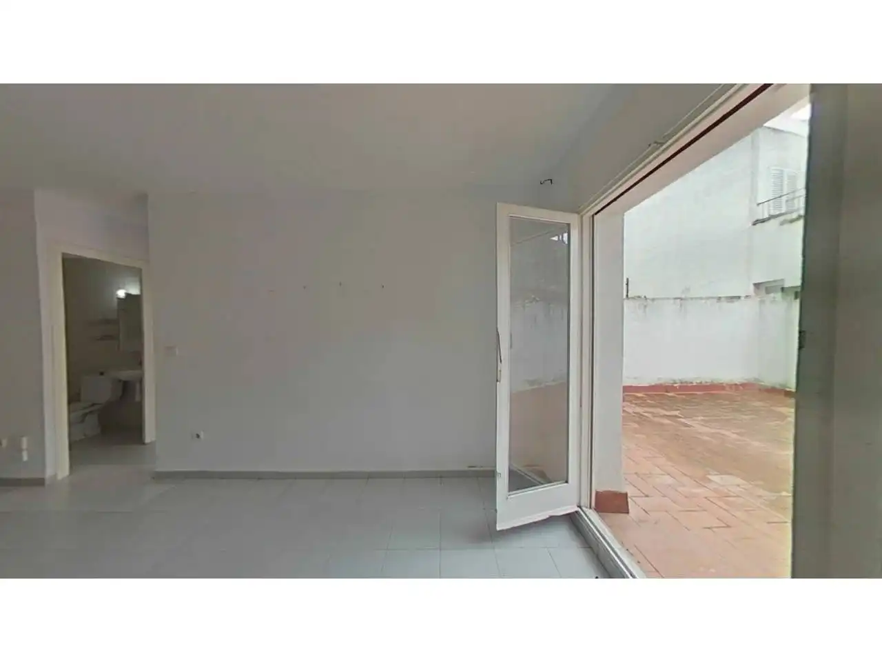 Piso en venta en Calle Montseny, imagen 2