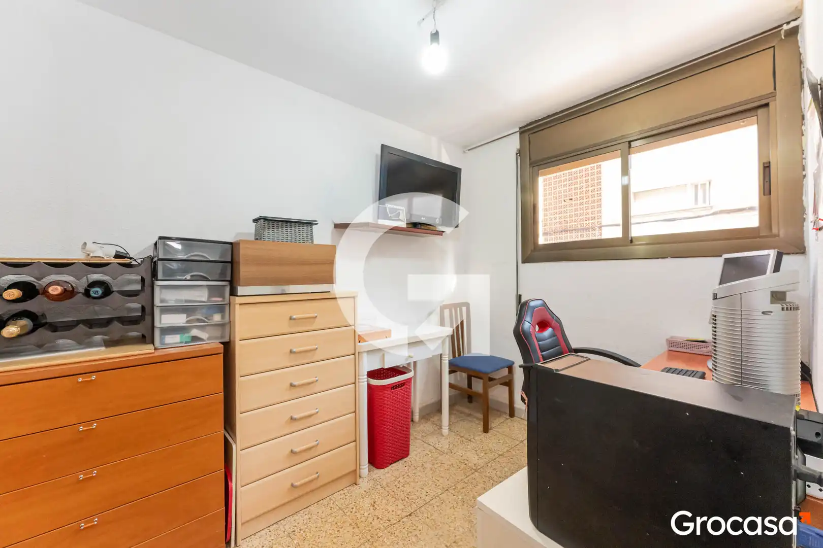 Dormitori de Pis en venda en Cornellà de Llobregat amb Aire condicionat, Calefacció i Traster