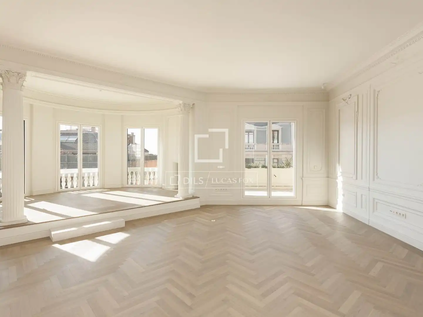 Living room of Attic for sale in Barcelona  with Air Conditioner, Heating and Parquet flooring