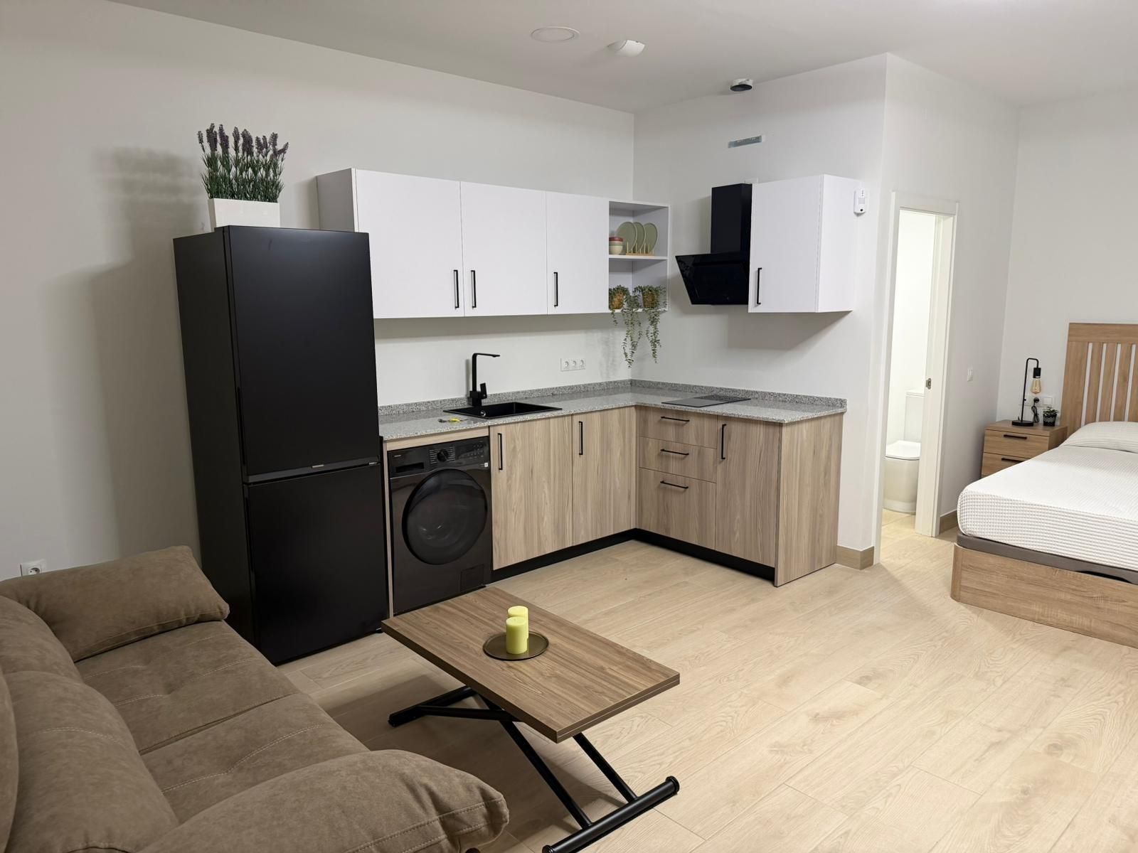 Kitchen of Study to rent in Málaga Capital  with Air Conditioner and Alarm