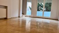 Sala d'estar de Casa o xalet en venda en Tona amb Calefacció, Jardí privat i Terrassa