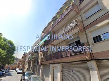 Ático con balcón en venta en Calle llevat 9
