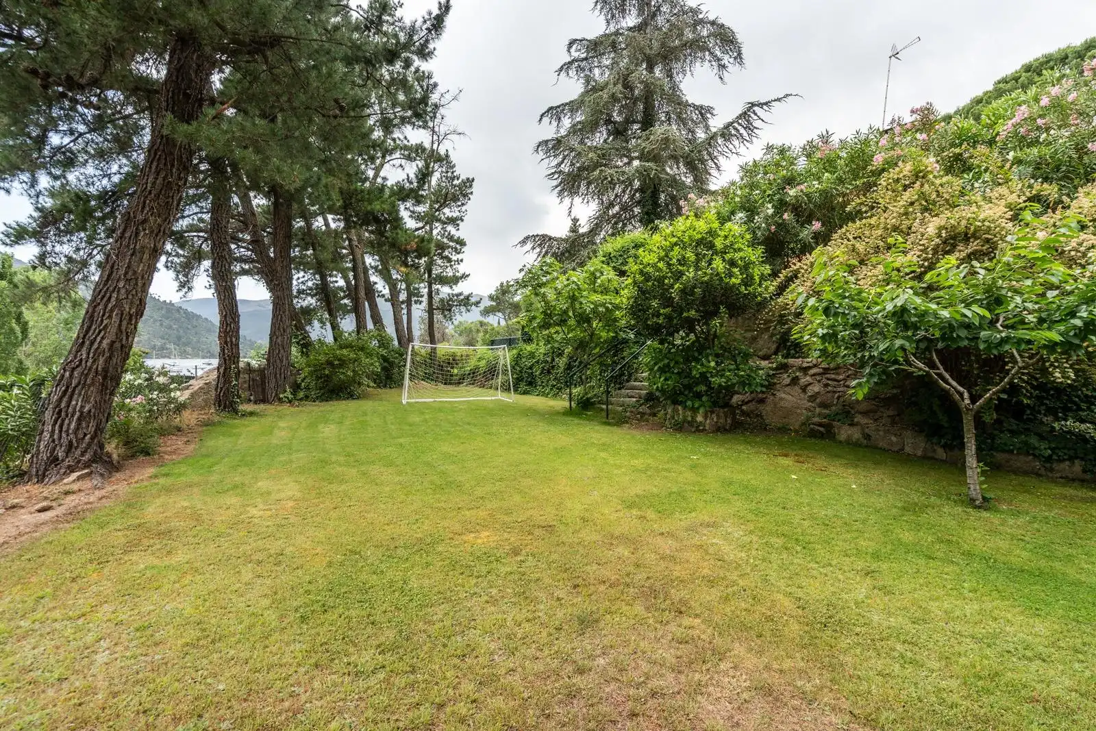 Jardín de Finca rústica en venta en El Barraco  con Calefacción, Jardín privado y Terraza