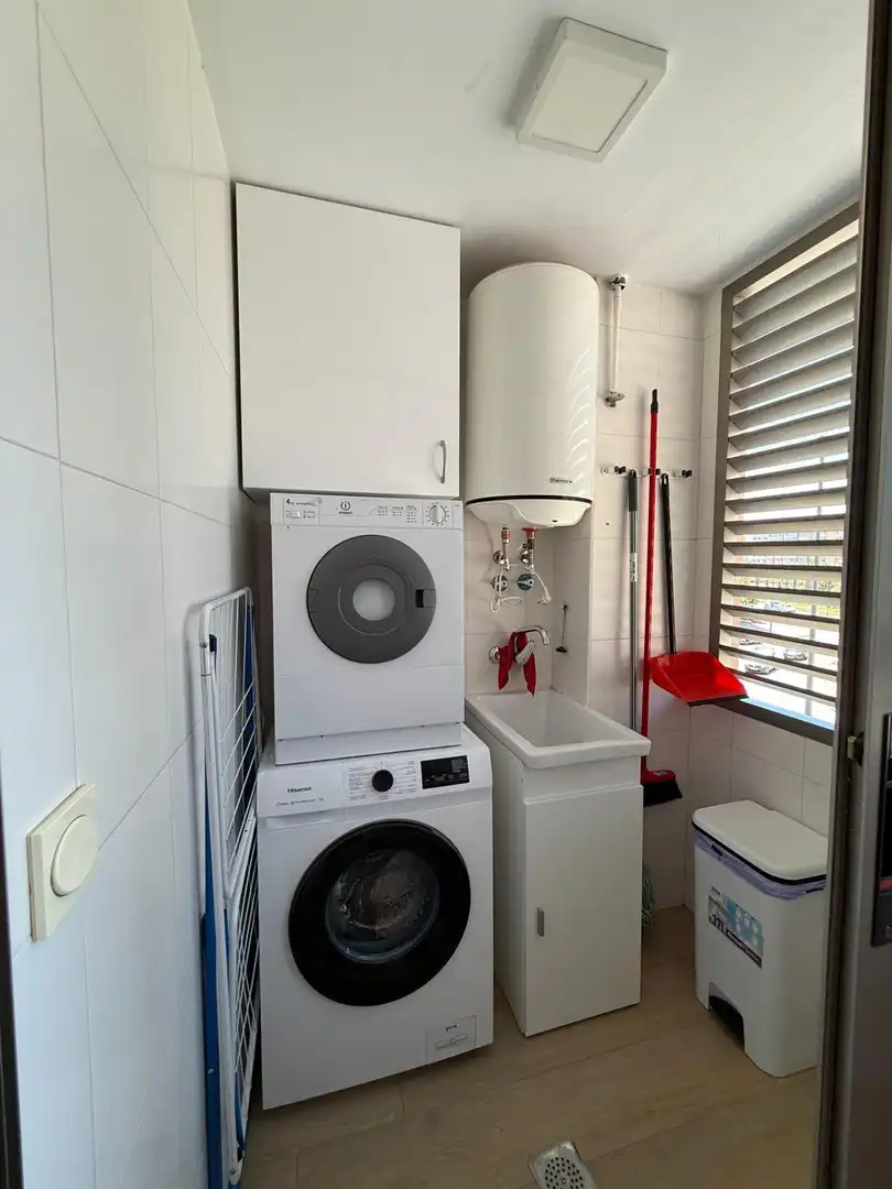 Badezimmer von Wohnung zur Miete in Murcia mit Klimaanlage, Heizung und Terrasse