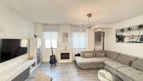 Wohnzimmer von Wohnung zum verkauf in Torres de la Alameda mit Heizung und Abstellraum