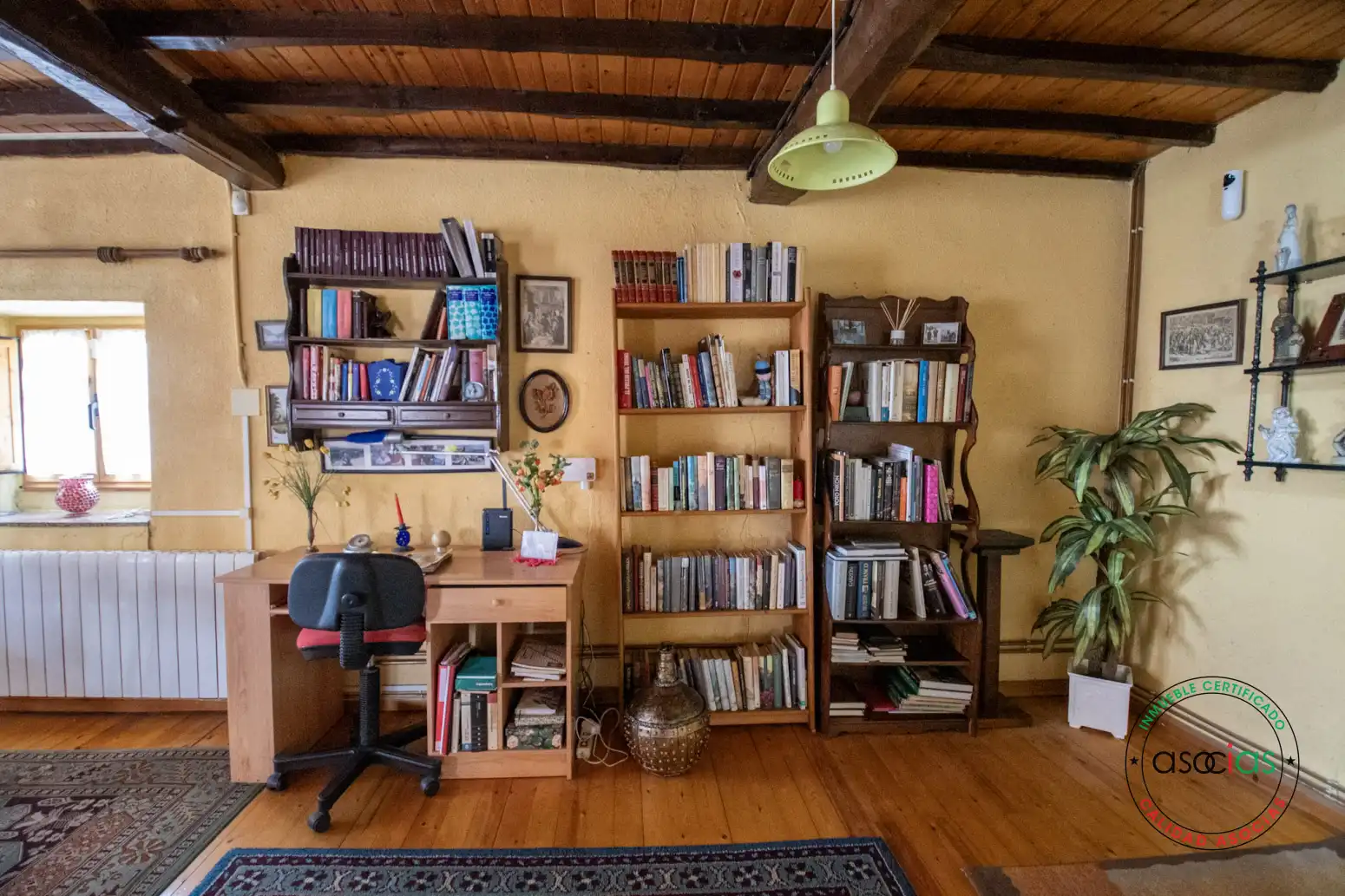 Sala de estar de Casa o chalet en venta en Colunga con Calefacción, Jardín privado y Parquet