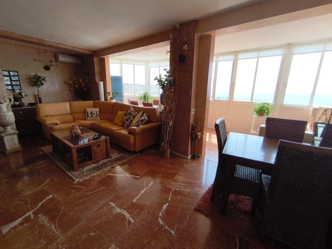 Living room of Flat for sale in Alicante / Alacant  with Air Conditioner, Terrace and Community pool