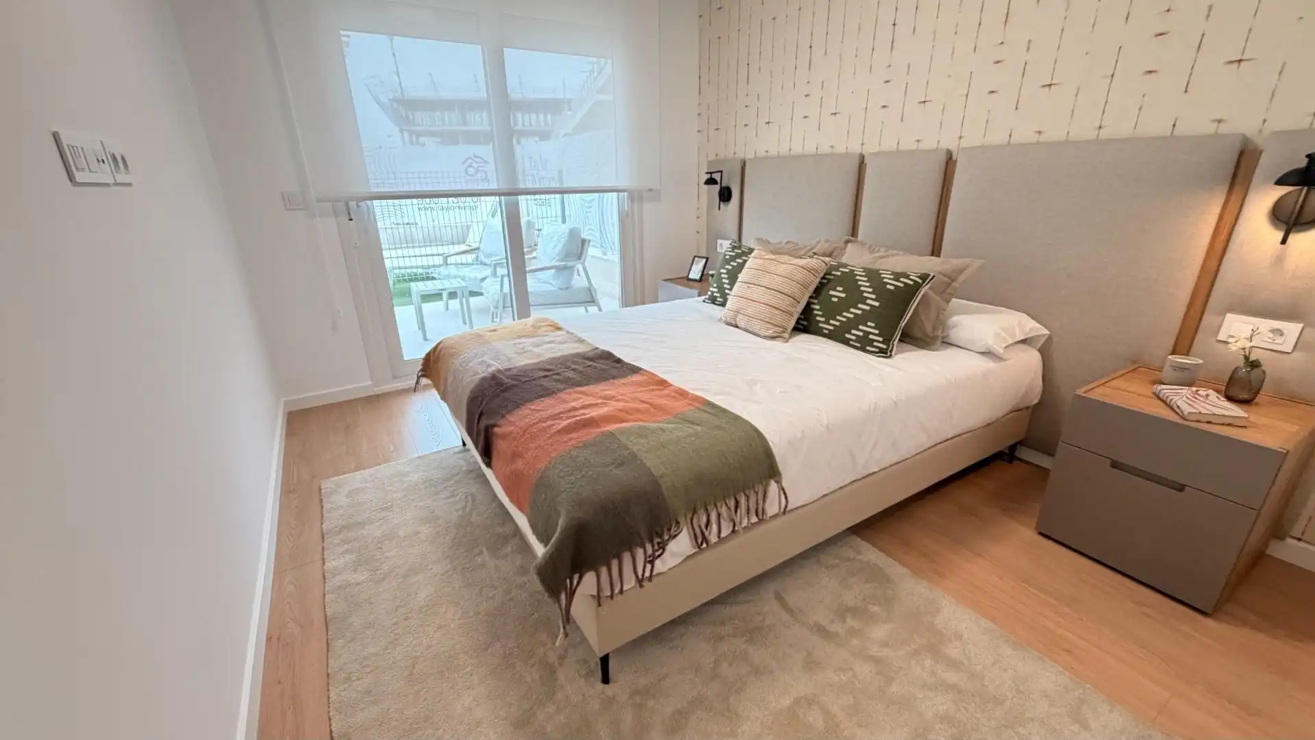 Habitación de Planta baja en venta en Monforte del Cid con Aire acondicionado, Calefacción y Terraza