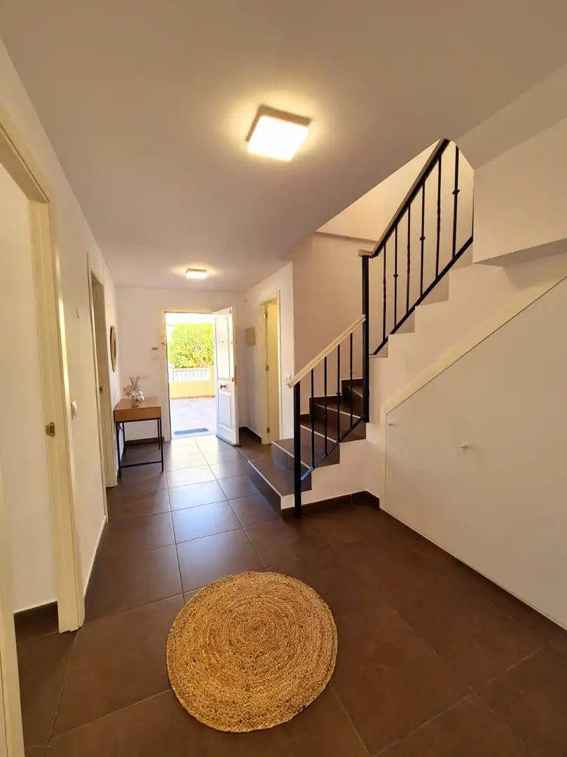 Casa adosada en venta en Algeciras con Terraza y Balcón