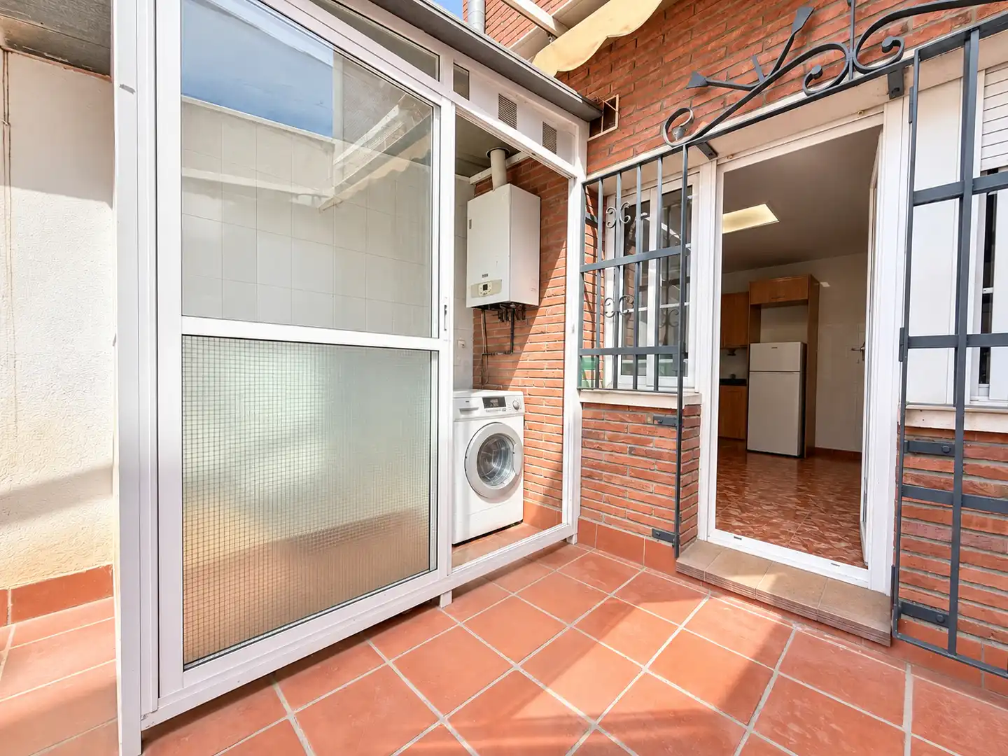 Semi-detached house with terrace for sale in Marianao, imagen 19