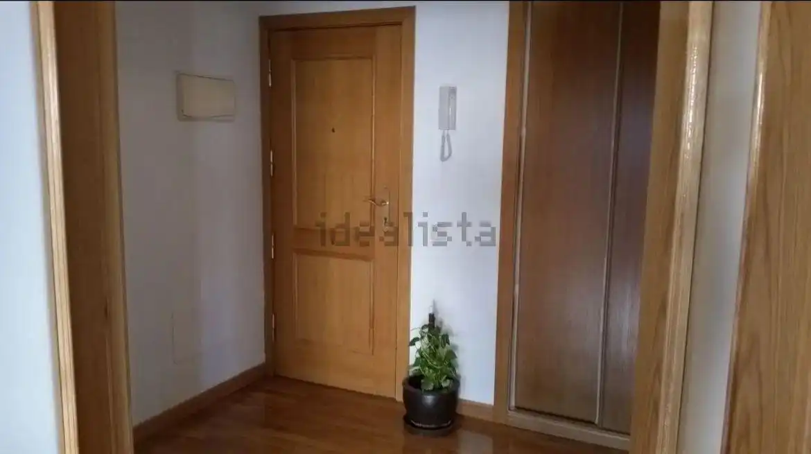 Piso de alquiler en Boadilla del Monte con Aire acondicionado, Jardín privado y Trastero